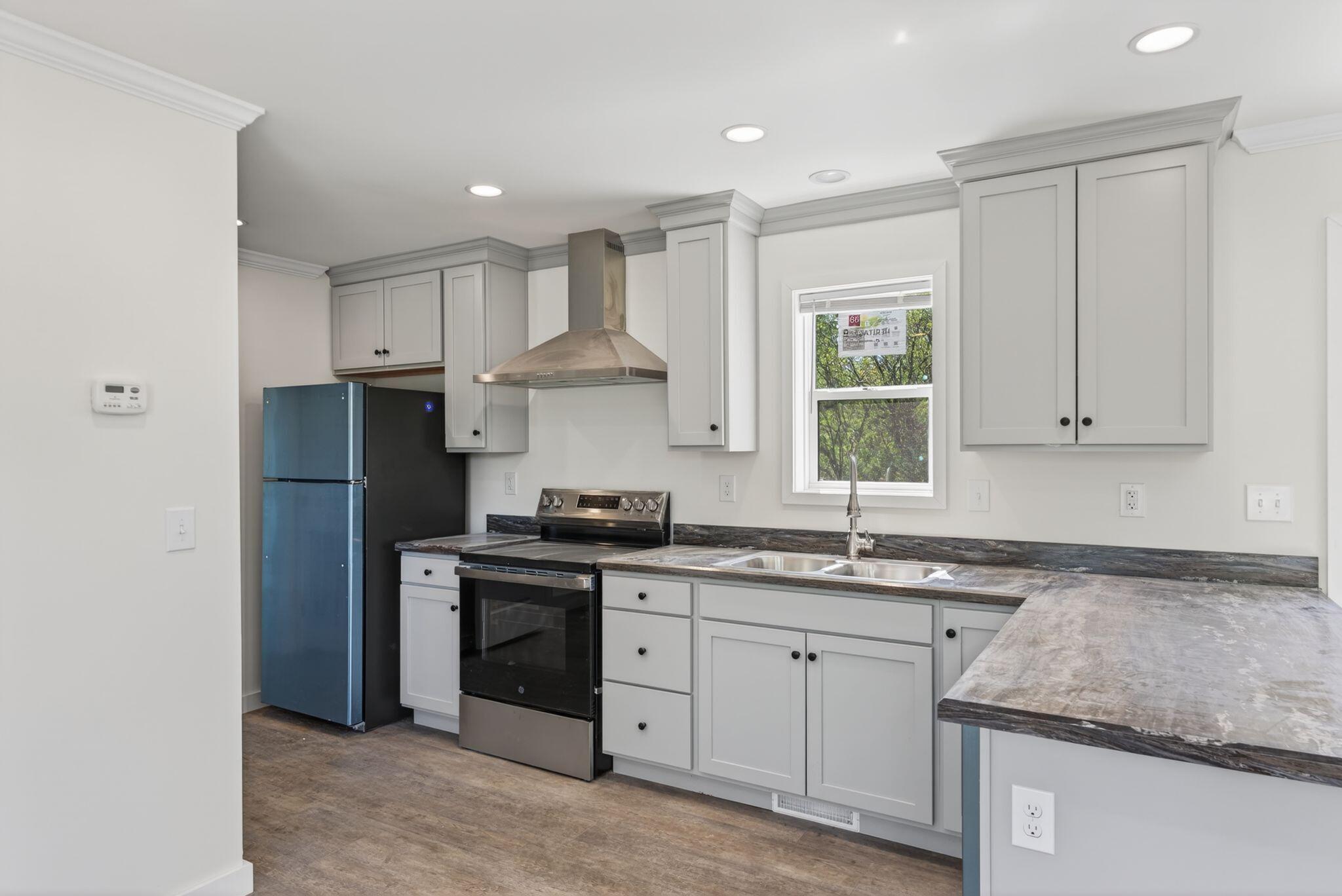 295 Old County Road Rockland, ME 04841 - Photo 13 of 50 Kitchen