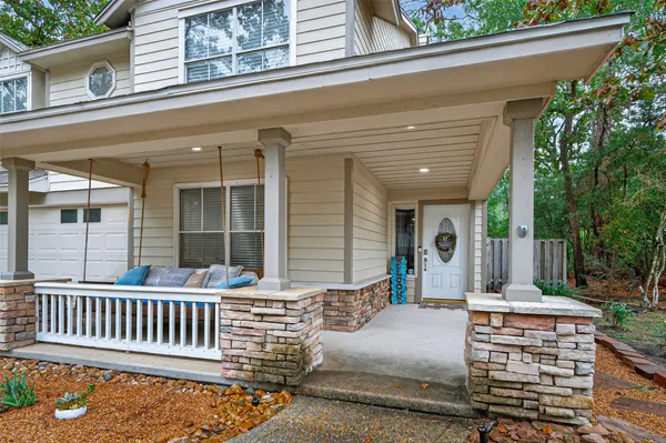 $489,000 | 42 West Gaslight Place, The Woodlands, TX 77382