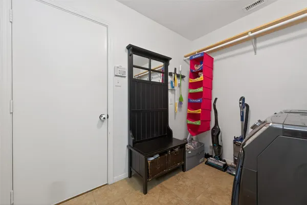 $479,000 | 42 West Gaslight Place, The Woodlands, TX 77382