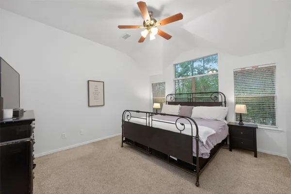 $479,000 | 42 West Gaslight Place, The Woodlands, TX 77382