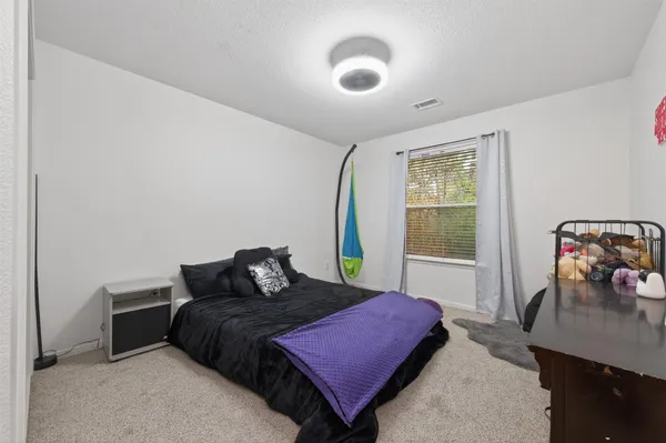 $479,000 | 42 West Gaslight Place, The Woodlands, TX 77382