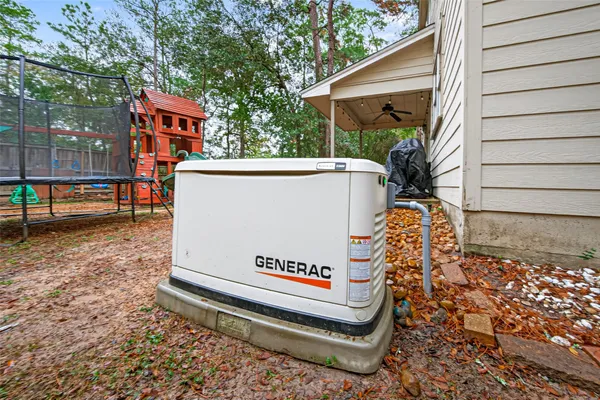 $479,000 | 42 West Gaslight Place, The Woodlands, TX 77382