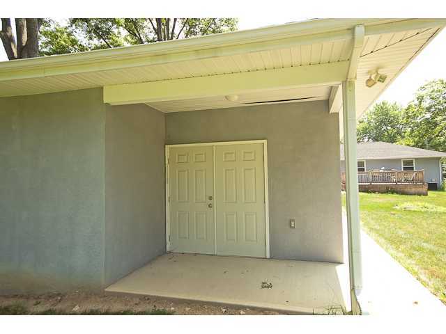 3111 Derby Road Columbus, OH 43221 - Photo 14 of 19