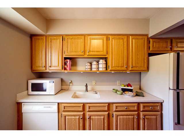 3111 Derby Road Columbus, OH 43221 - Photo 5 of 19