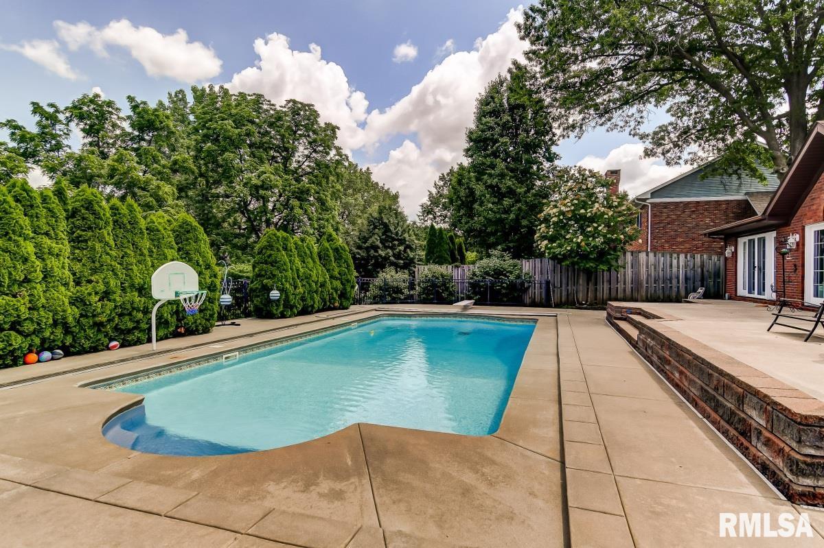 2009 Oak Creek Road Springfield, IL 62704 - Photo 49 of 50