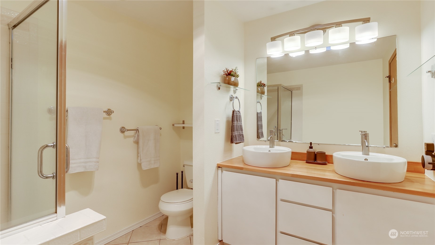 19246 146th Avenue Southeast Renton, WA 98058 - Photo 18 of 29 Gallery Image 18