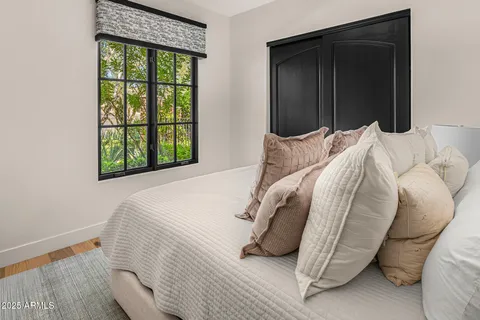 $6,490,000 | 6650 North Hillside Drive, Paradise Valley, AZ 85253