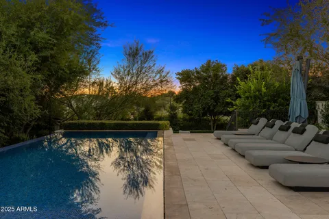 $6,490,000 | 6650 North Hillside Drive, Paradise Valley, AZ 85253