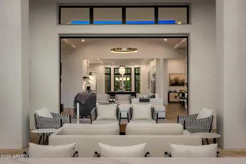 $6,490,000 | 6650 North Hillside Drive, Paradise Valley, AZ 85253