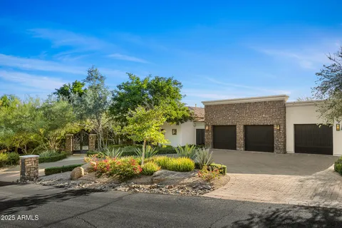 $6,490,000 | 6650 North Hillside Drive, Paradise Valley, AZ 85253