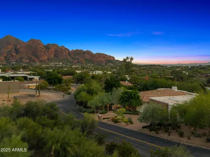 $6,490,000 | 6650 North Hillside Drive, Paradise Valley, AZ 85253