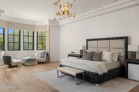 $6,490,000 | 6650 North Hillside Drive, Paradise Valley, AZ 85253