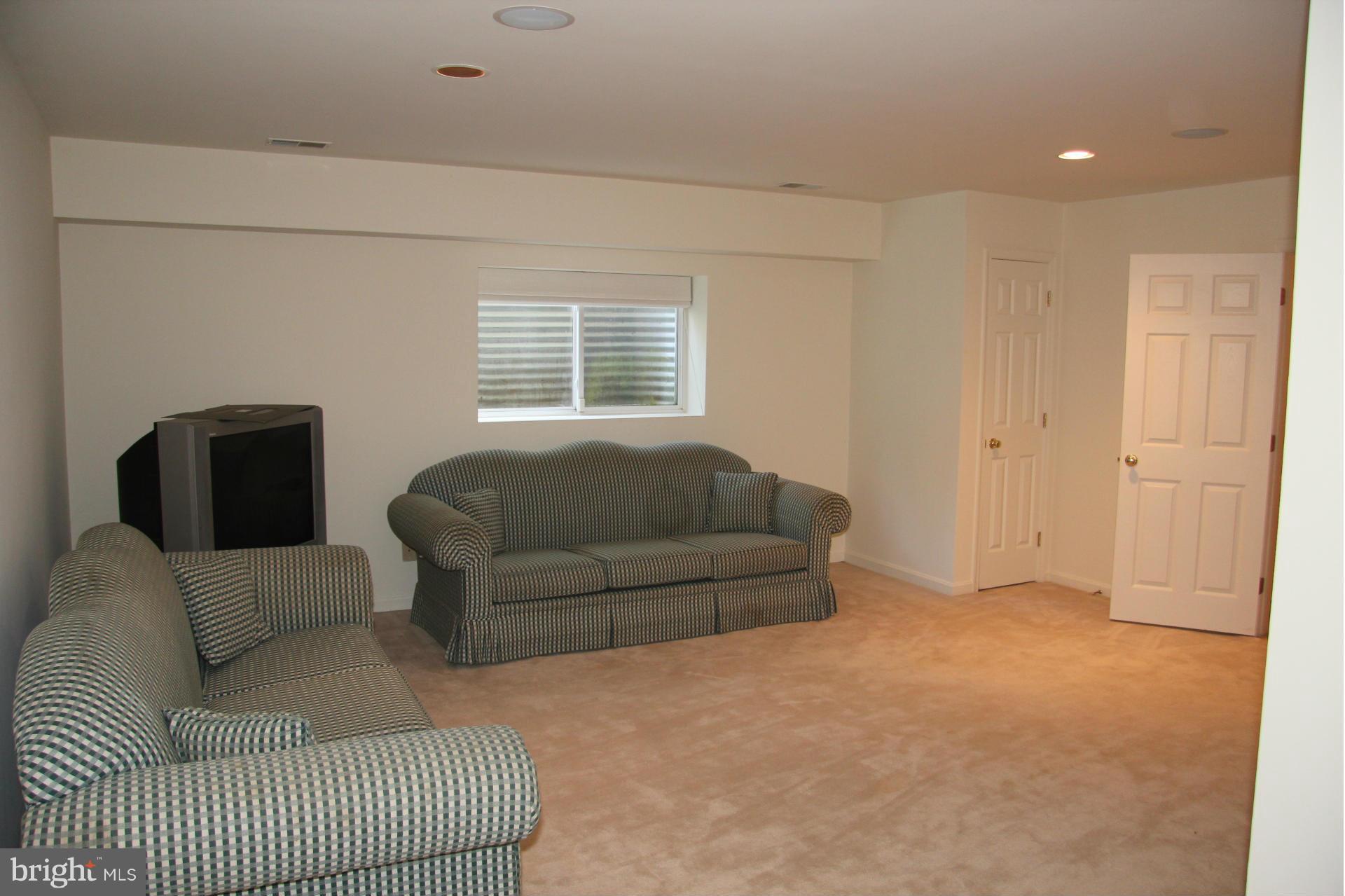 1006 Blackwell Road Annapolis, MD 21403 - Photo 12 of 30 Basement