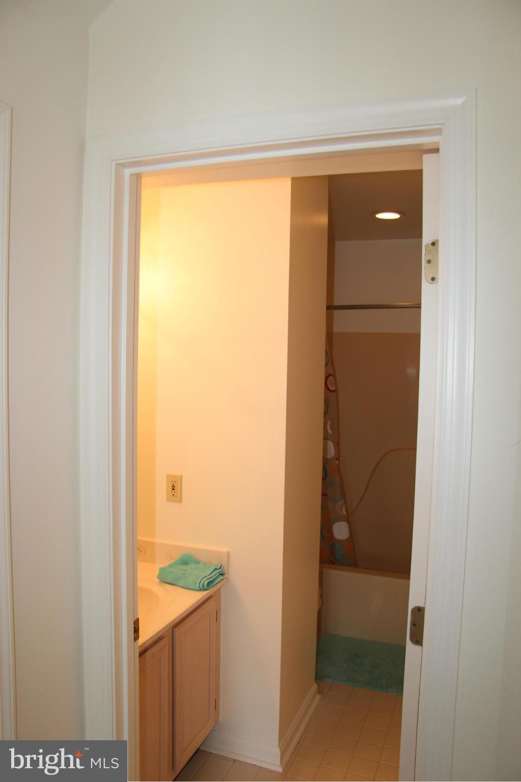 1006 Blackwell Road Annapolis, MD 21403 - Photo 19 of 30 Bath