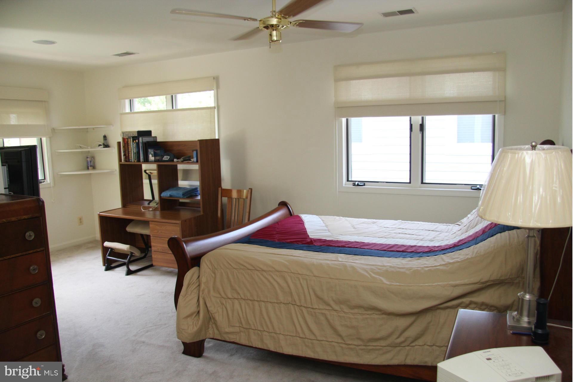 1006 Blackwell Road Annapolis, MD 21403 - Photo 22 of 30 Bedroom (Master)