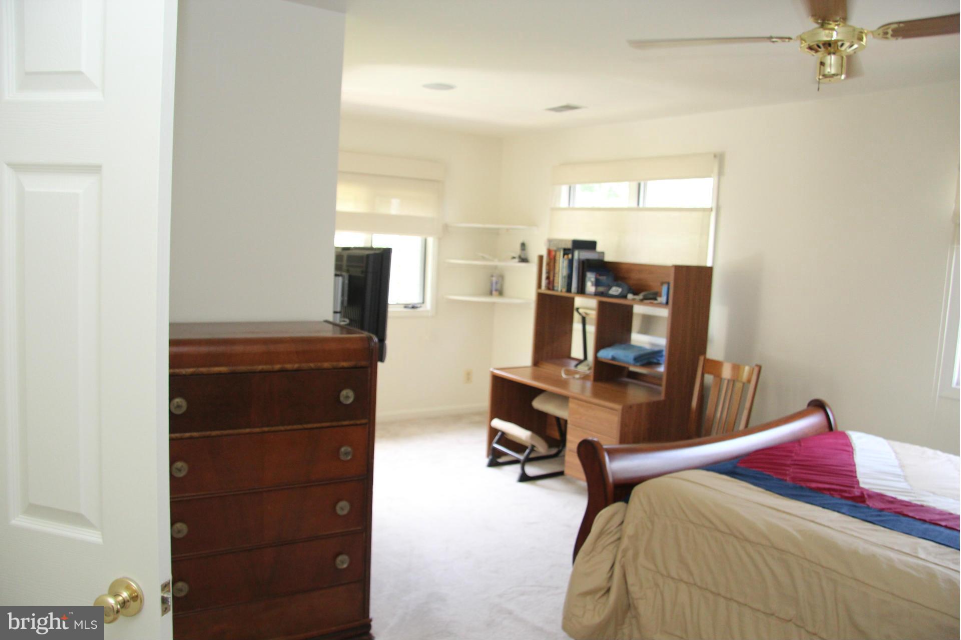 1006 Blackwell Road Annapolis, MD 21403 - Photo 23 of 30 Bedroom (Master)