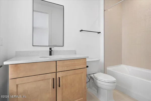 $3,350 | 1928 Prudential Drive, Jacksonville, FL 32207