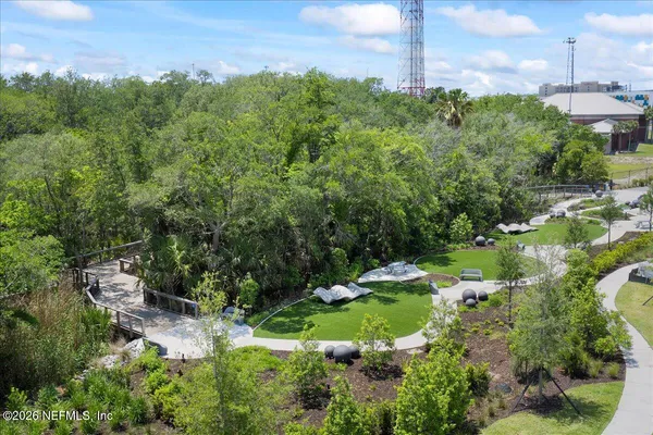 $3,350 | 1928 Prudential Drive, Jacksonville, FL 32207