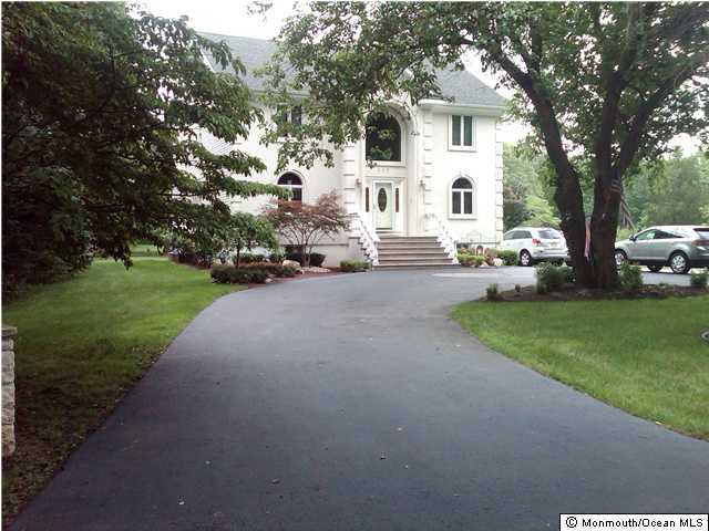 117 Crine Road Morganville, NJ 07751 - Photo 1 of 3 Primary Photo