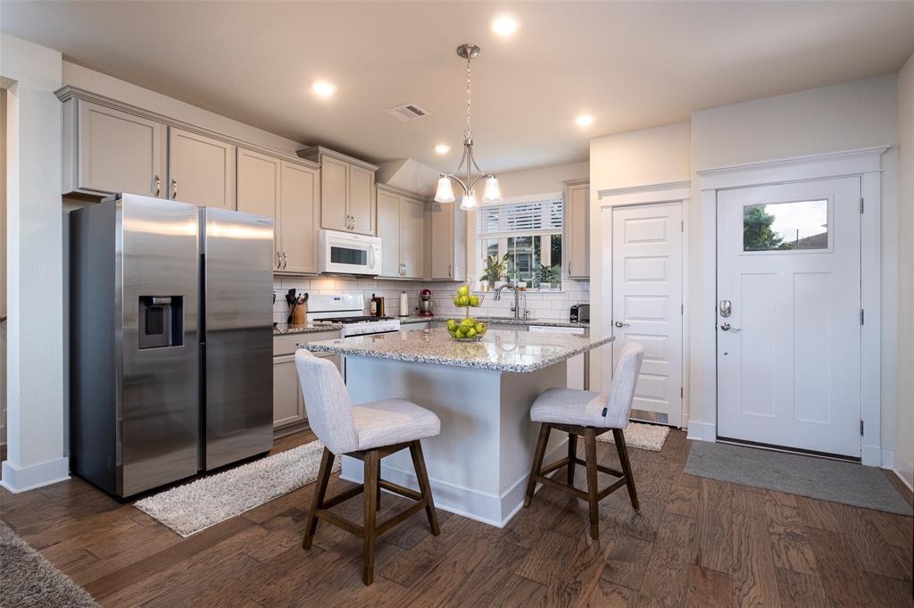 1724 Rowdy Loop Leander, TX 78641 - Photo 5 of 32