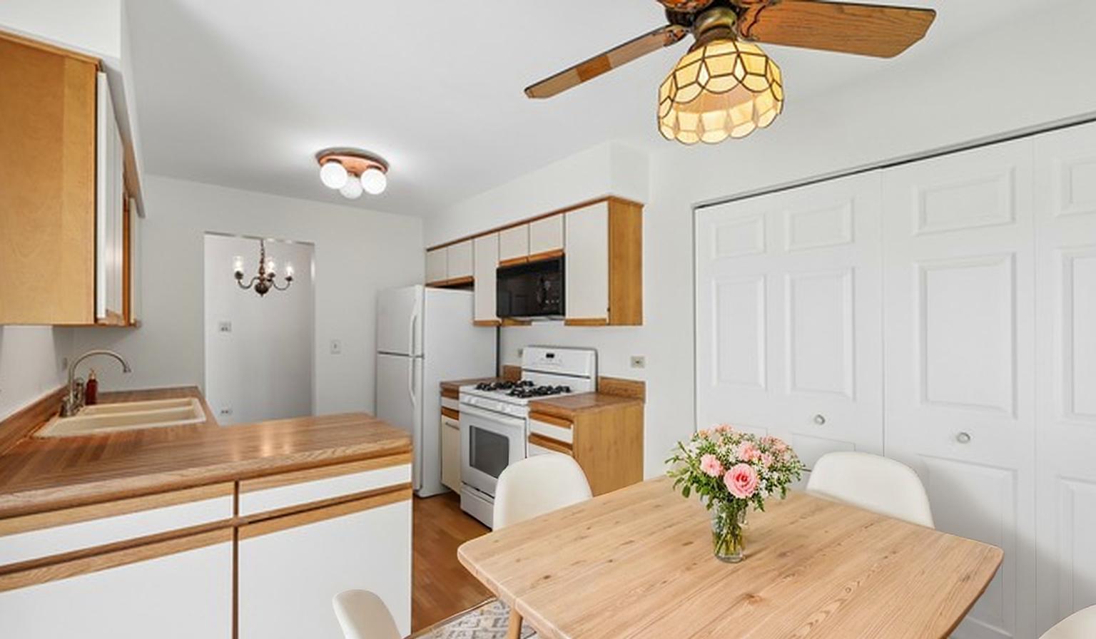 -n112 Windermere Road, Unit 1908 Winfield, IL 60190 - Photo 2 of 21