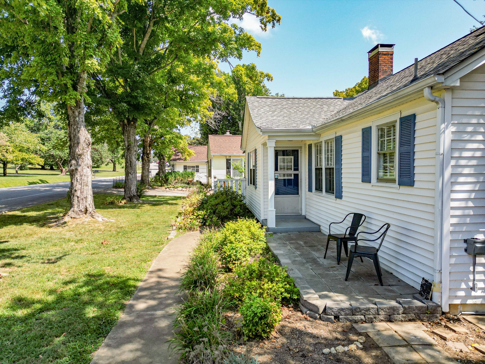 700 Riverside Drive Columbia, TN 38401 - Photo 3 of 43 Gallery Image 3