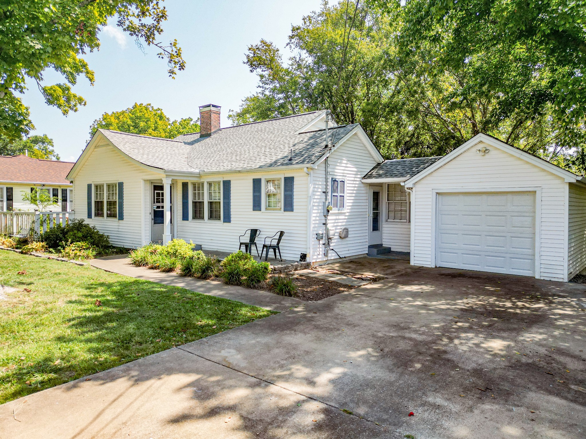 700 Riverside Drive Columbia, TN 38401 - Photo 4 of 43 Gallery Image 4