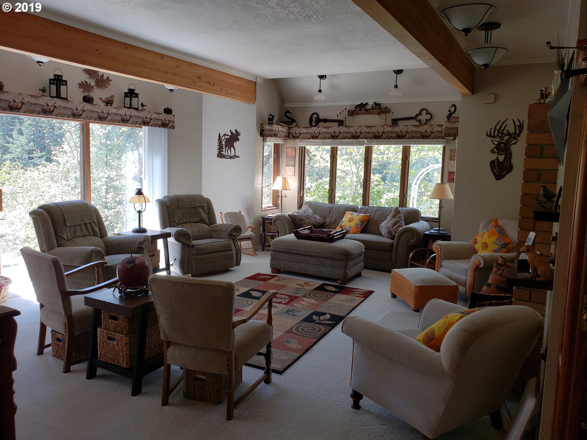 4087 Shoestring Road Riddle, OR 97469 - Photo 9 of 32