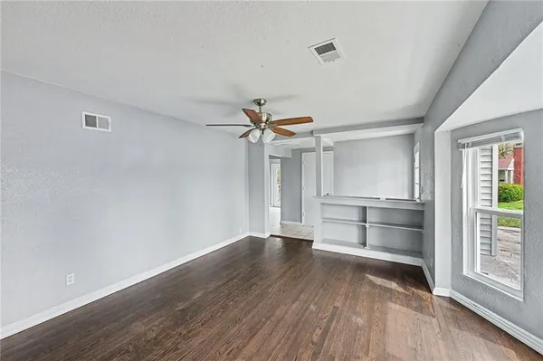 $234,900 | 13308 8th Street, Grandview, MO 64030