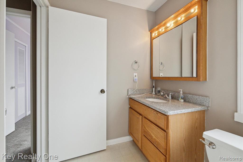 1122 Liberty Belle Court Rochester Hills, MI 48307 - Photo 17 of 28
