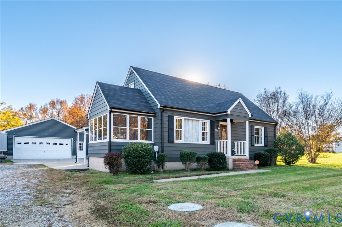 1649 Meadow Road Sandston, VA 23150 - Photo 2 of 25 Gallery Image 2