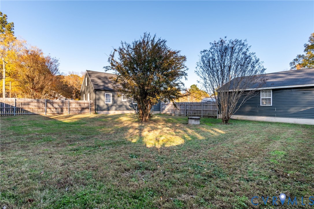 1649 Meadow Road Sandston, VA 23150 - Photo 9 of 25 Gallery Image 9