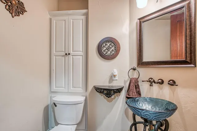 $1,900,000 | 4266 North College Avenue, Fresno, CA 93704