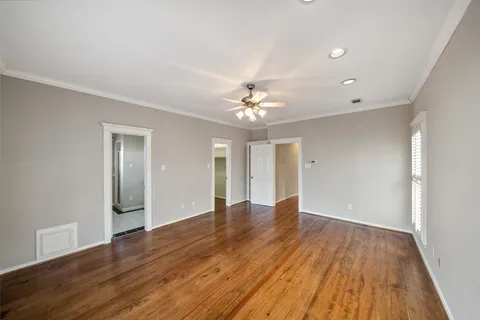 $989,000 | 1342 Allston Street, Houston, TX 77008