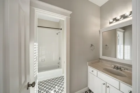 $989,000 | 1342 Allston Street, Houston, TX 77008