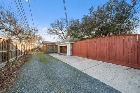 $989,000 | 1342 Allston Street, Houston, TX 77008