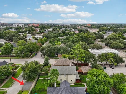 $989,000 | 1342 Allston Street, Houston, TX 77008