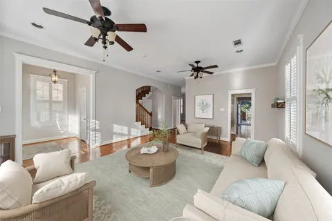 $989,000 | 1342 Allston Street, Houston, TX 77008