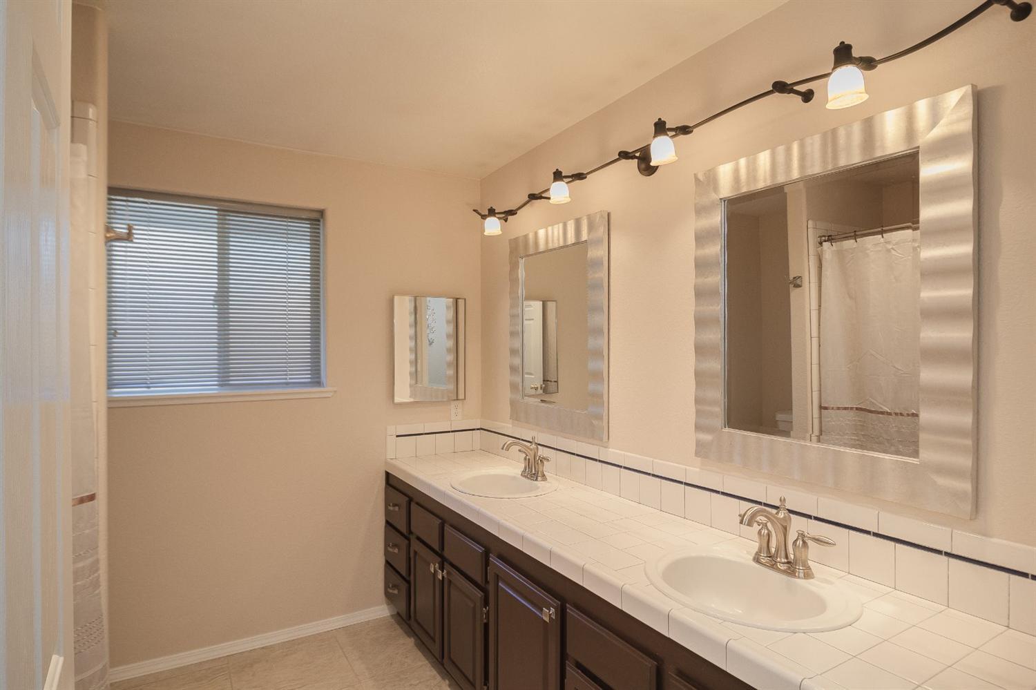 2409 Glory C Road Medford, OR 97501 - Photo 27 of 35 Additional Photo