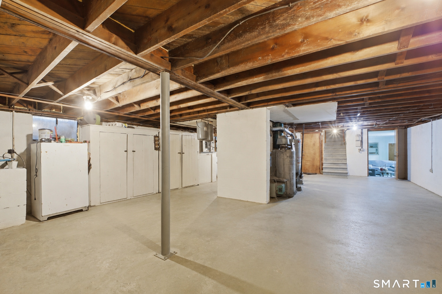 10 Joan Road Stamford, CT 06905 - Photo 25 of 33