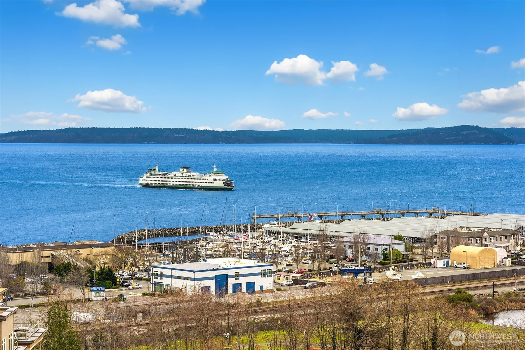 50 Pine Street, Unit 404 Edmonds, WA 98020 - Photo 7 of 33