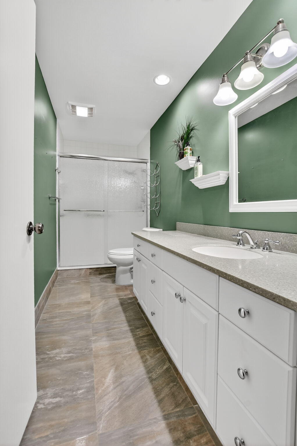 6096 Kings Gate Circle Delray Beach, FL 33484 - Photo 20 of 112 20-web-or-mls-032_DSC_1587