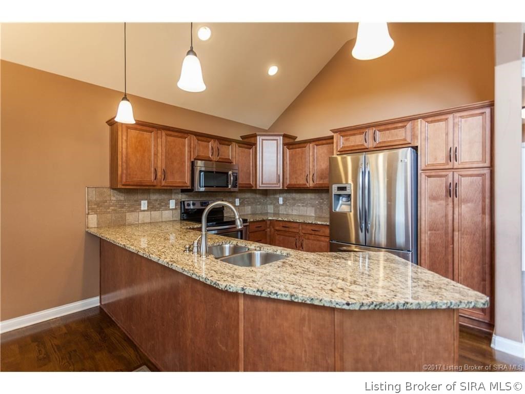 2017 Leanders Road Floyds Knobs, IN 47119 - Photo 2 of 67 Gallery Image 2