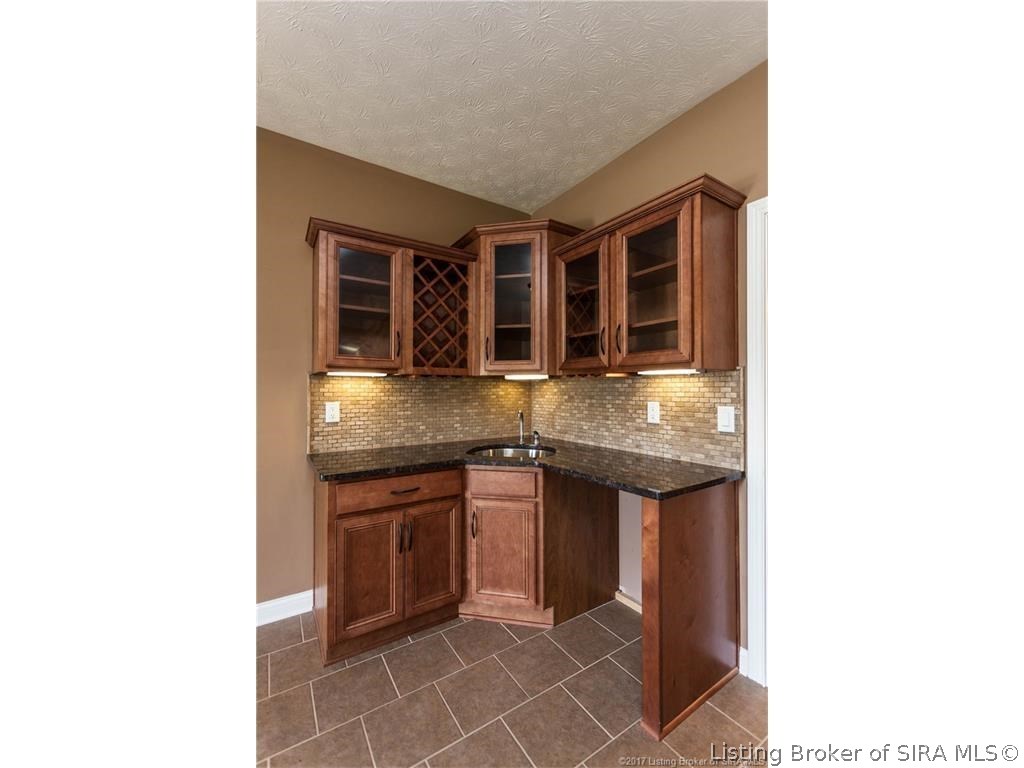 2017 Leanders Road Floyds Knobs, IN 47119 - Photo 33 of 67 Gallery Image 33