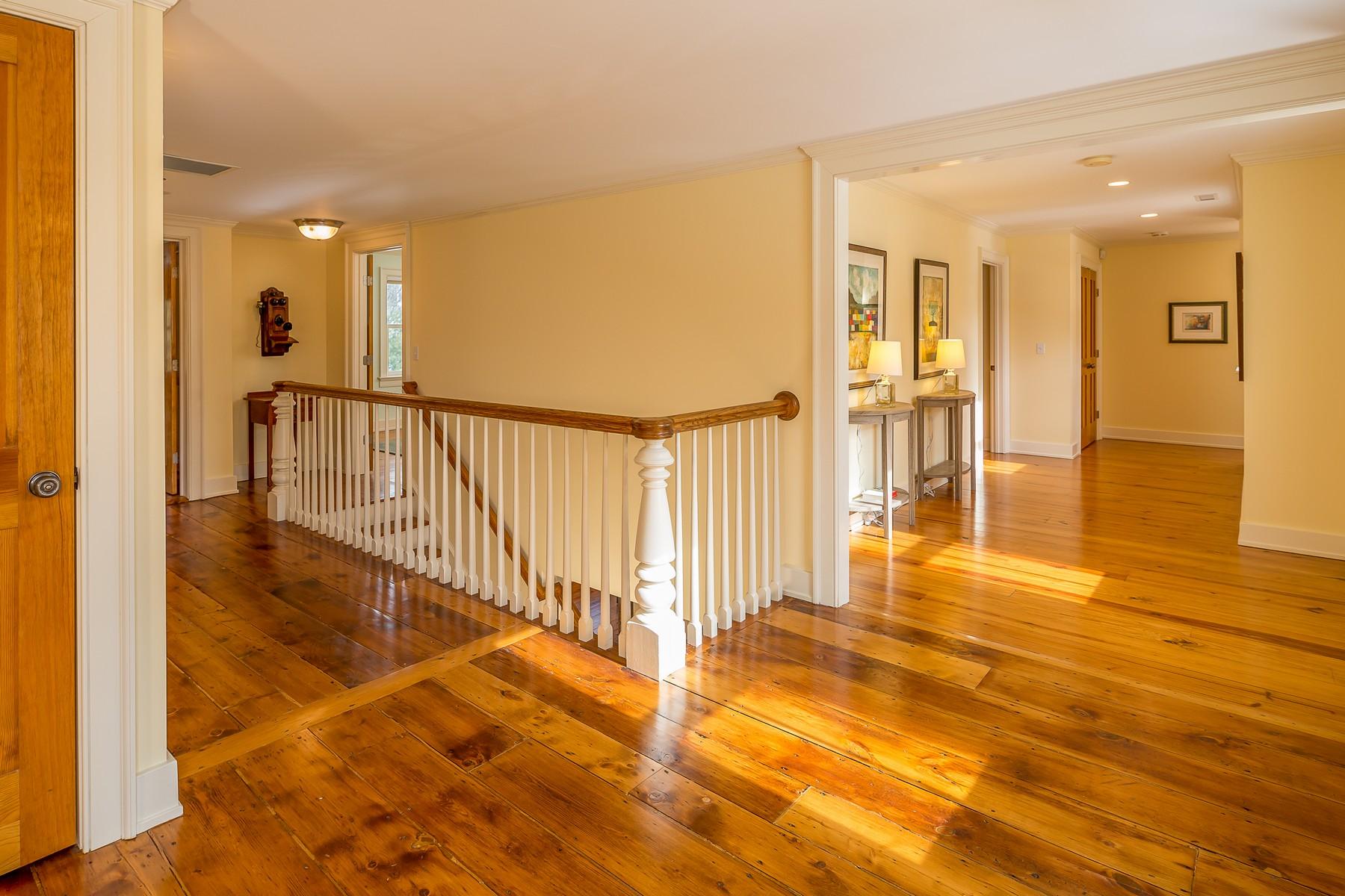 4 Roland Drive Darien, CT 06820 - Photo 25 of 43 Open Hallways