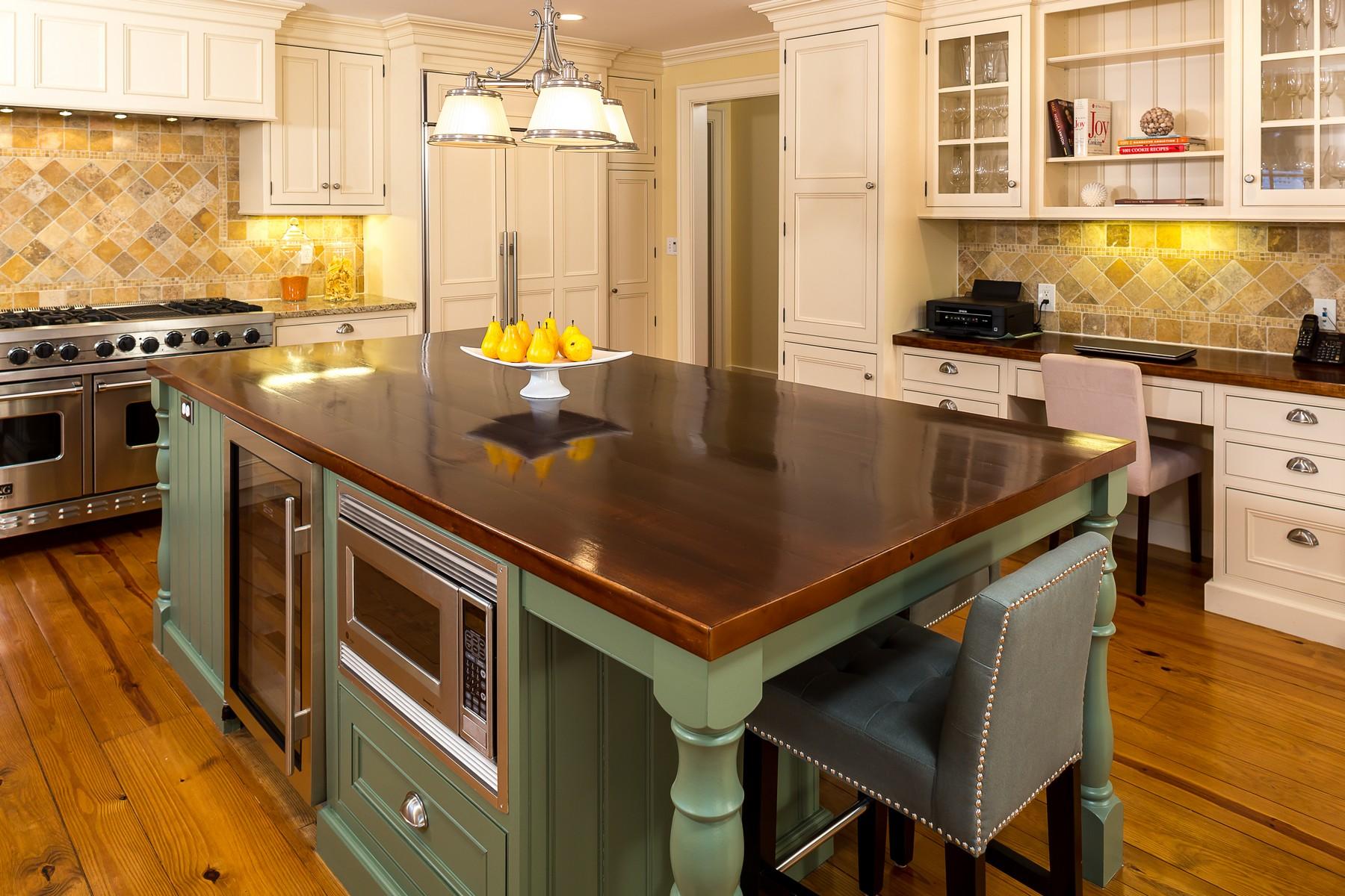 4 Roland Drive Darien, CT 06820 - Photo 8 of 43 Gourmet Kitchen