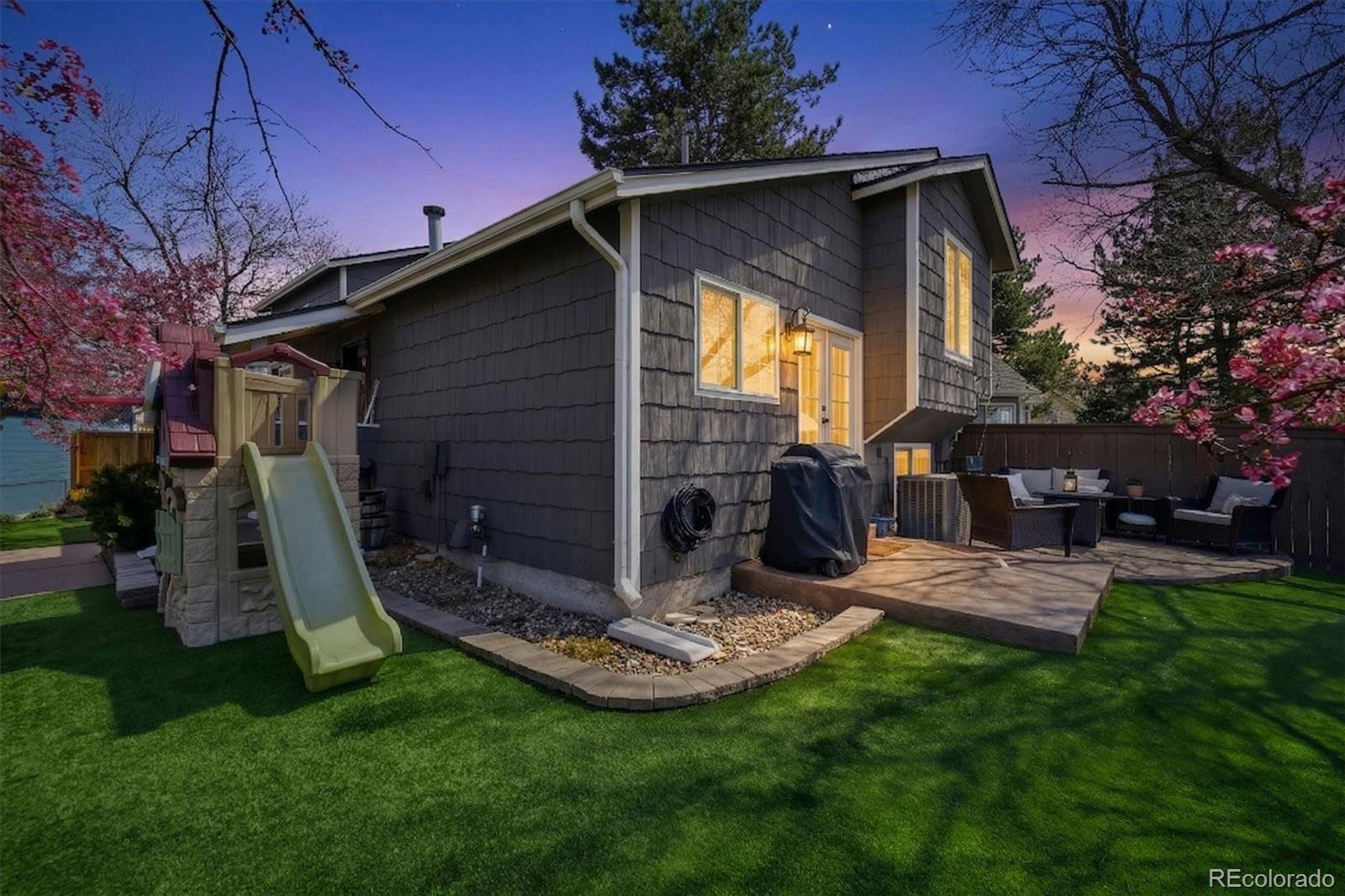508 Longfellow Lane Highlands Ranch, CO 80126 - Photo 12 of 50 Gallery Image 12