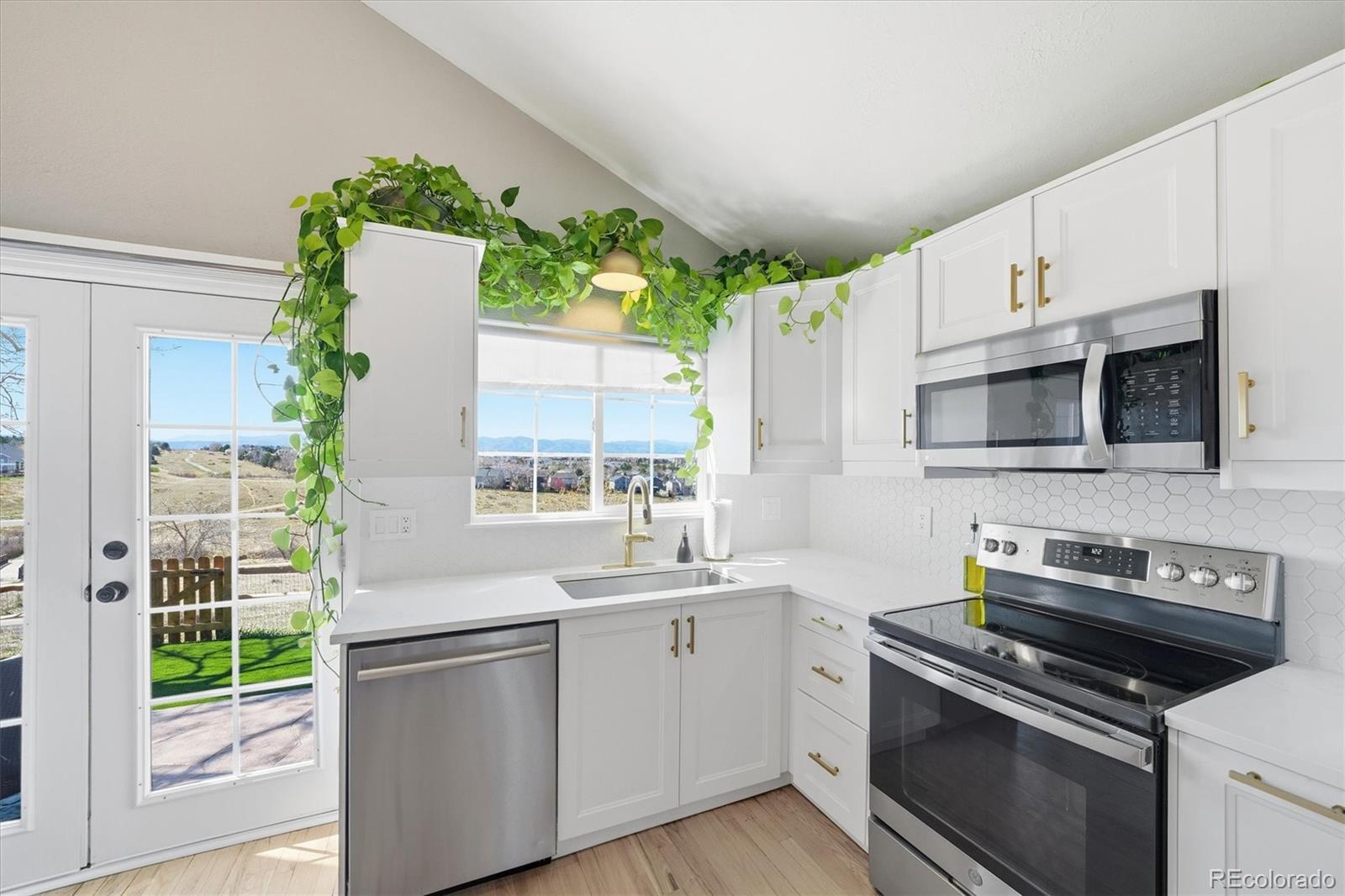 508 Longfellow Lane Highlands Ranch, CO 80126 - Photo 20 of 50 Gallery Image 20