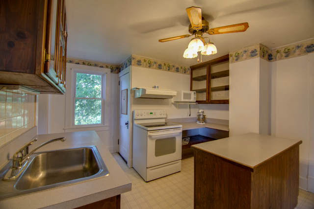 95 Captain Shands Road Weyers Cave, VA 24486 - Photo 5 of 29 Gallery Image 5