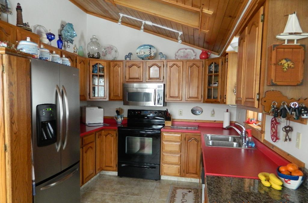 16 Maple Street Ellsworth, ME 04605 - Photo 4 of 33 Photo